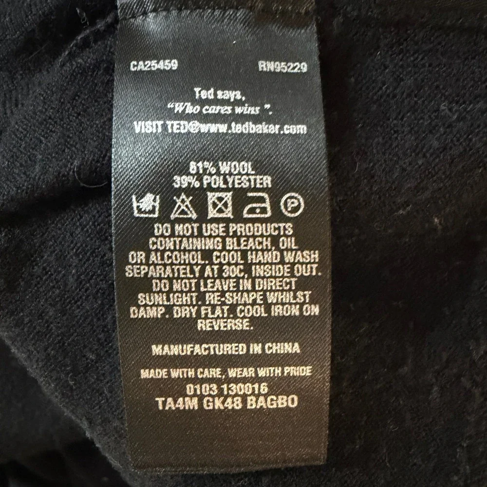 Ted‎ Baker London Black V Neck Wool Blend Sweater Size 5